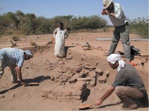 Méroé et les fouilles archéologiques françaises au Soudan