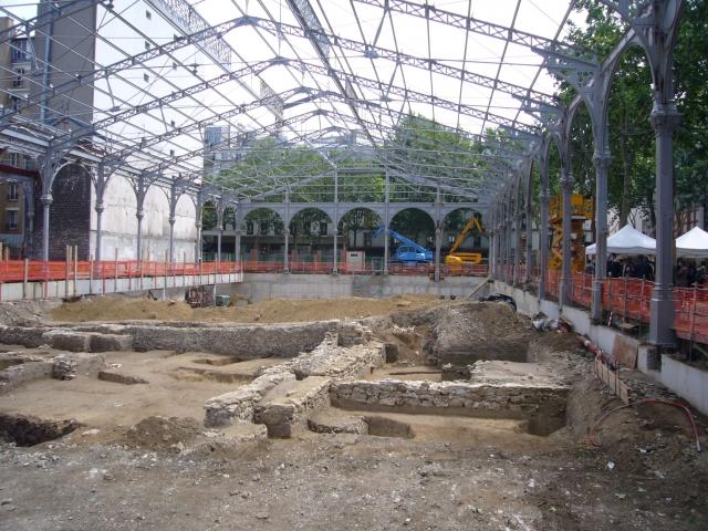 Sur le Carreau... Des archéologues sur le carreau du temple de paris