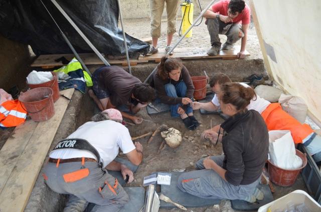 Il y a 8700 ans dans le 9-3, découverte d'une exceptionnelle nécropole préhistorique Il y a 8700 ans dans le 9-3, découverte d'une exceptionnelle nécropole préhistorique