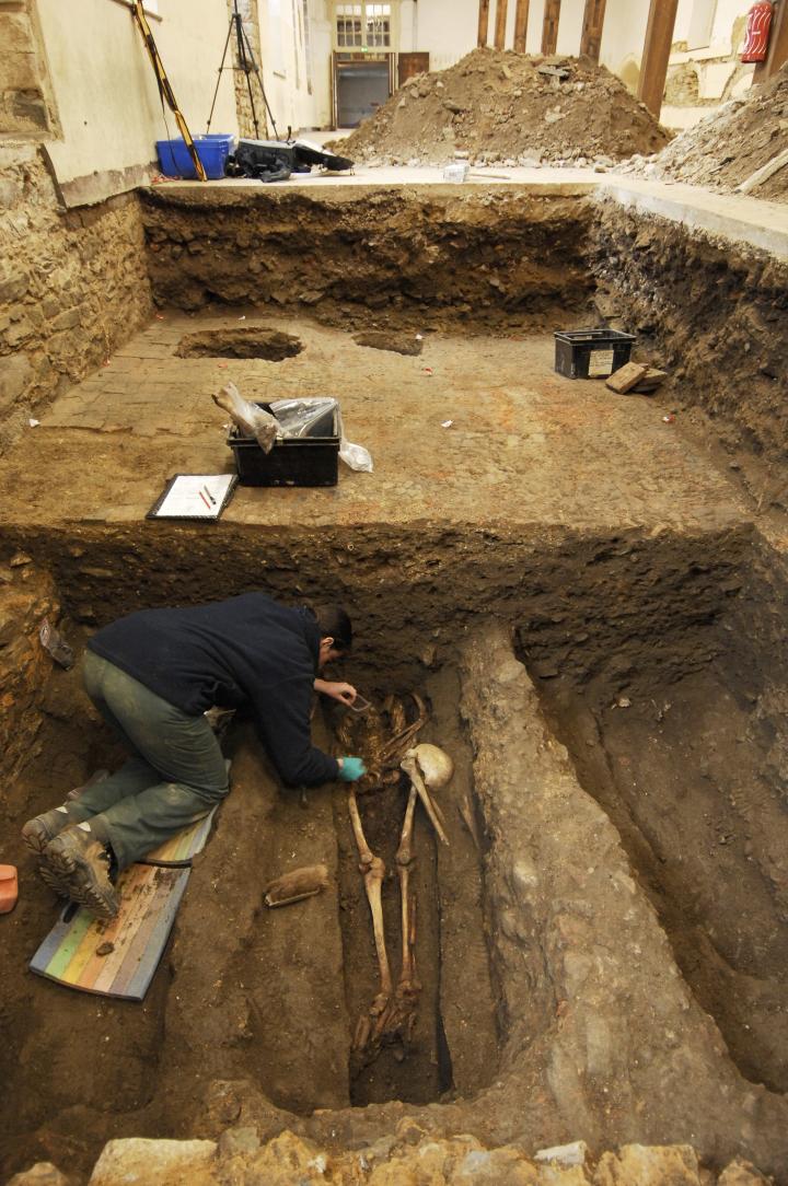 Sépultures mises au jours au couvent des Jacobins