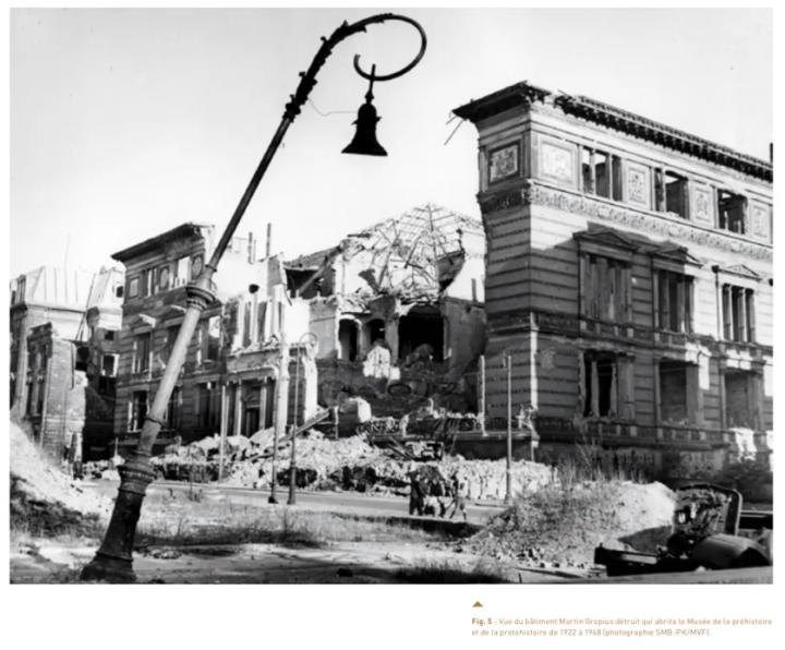 Bâtiment Martin Gropius à Berlin ayant abrité le musée de la préhistoire et de la protohistoire (de 1922 à 1948), détruit par des bombardements.