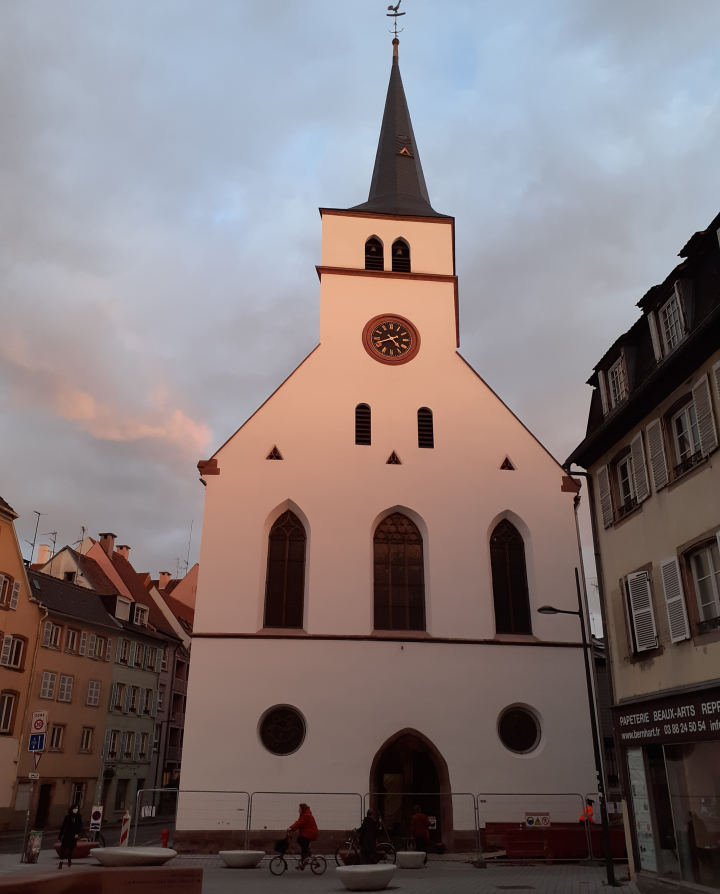 L’église Saint-Guillaume, façade occidentale.