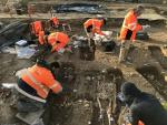 Fouille du cimetière de Notre-Dame-de-Cougnes à La Rochelle (Charente-Martitime) en 2023. Il recèle des sépultures médiévales et modernes. 