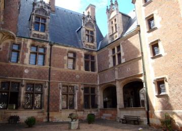 Découvrir : le musée du Berry et sa collection archéologique 1/5