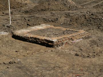 Offrandes et malédictions dans un édifice cultuel sur le site des Jacobins au Mans