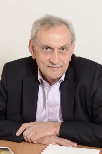 Jean-Paul Jacob, renouvelé dans ses fonctions de président de l'Inrap