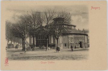 Carte postale : cirque-Théâtre d’Angers, place Molière. 