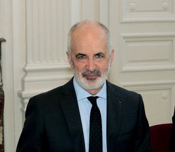 Portrait président recadré