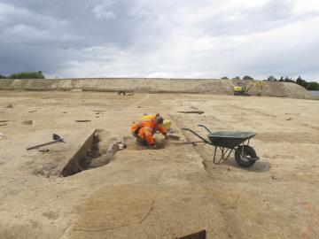 Un cercle funéraire de 3 000 ans et un habitat du haut Moyen Âge mis au jour à Ercé-près-Liffré (Ille-et-Vilaine)