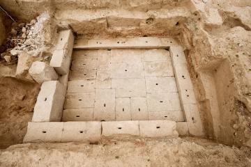 Une <i>villa</i> et un mausolée antique découverts à Carcassonne