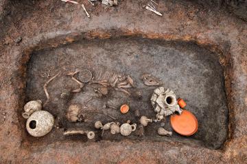 Sépulture d’un jeune enfant décédé à l’époque augusto-tibérienne.