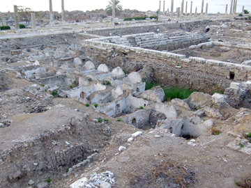 Installations hydrauliques : thermes romano- byzantins, citernes, artisanat (cité antique de Tyr, Liban)