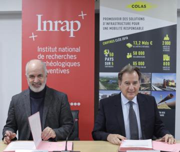 Dominique Garcia, président de l'Inrap, et Thierry Meline, directeur général de Colas France