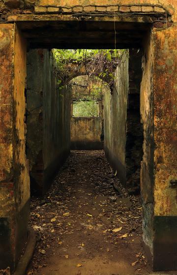 Corridor donnant accès au troisième bloc de cellules construit à partir de 1913.