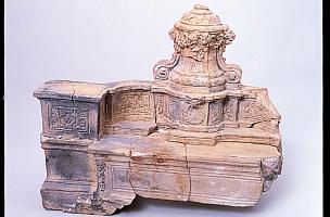 6-8-5 Maquette d'écritoire en terre cuite 