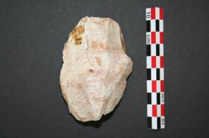 Trou de la Mère Clochette. (Proto)-Aurignacien, nucléus à lames en silex du Callovien. 
