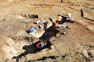  À Mauguio (Hérault), une fouille archéologique fait ressurgir la vie des paysans du haut Moyen Âge