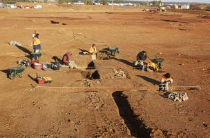  À Mauguio (Hérault), une fouille archéologique fait ressurgir la vie des paysans du haut Moyen Âge