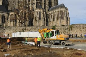 Vestiges médiévaux sous la place du Jet d'eau au Mans