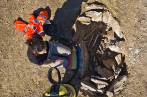 Une nécropole du Néolithique moyen à Fleury-sur-Orne