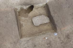 la découverte de tombes-bûchers au profil inédit en Languedoc-Roussillon