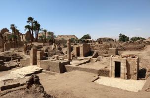 Karnak 3