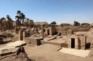 Karnak 3