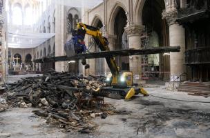 Notre-Dame 18 Notre-Dame 18