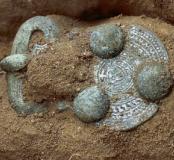 Nécropoles mérovingienne et carolingienne à Noisy-le-Grand : 500 ans de pratiques funéraires