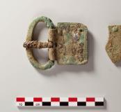 Plaque-boucle trouvée dans une tombe mérovingienne
