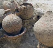 Dépôt céramique présent dans la sépulture antique