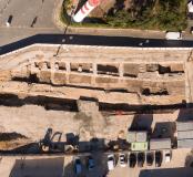 fouilles-archeologiques-tour-st-nicolas-inrap-27-octobre-l-oeil-du-drone-dji_0991-panorama.jpg