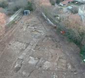 Vue générale du chantier. Un quartier antique occupé entre le milieu du Ier s. av. notre ère et le milieu du IIe s. de notre ère a été découvert à Villevieille (Gard) en 2023.