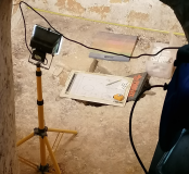 Vue de l’accès au caveau du duc et de la duchesse du Maine.