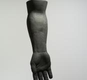 Prothèse de l’âme (Bras), Prune Nourry, 2019