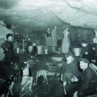 Scène de vie dans la carrière des Coteaux à Fleury-sur-Orne