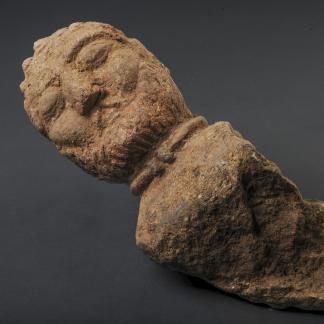 Buste d’un aristocrate gaulois avec un torque, retrouvé enfoui dans une fosse, Ier siècle avant notre ère