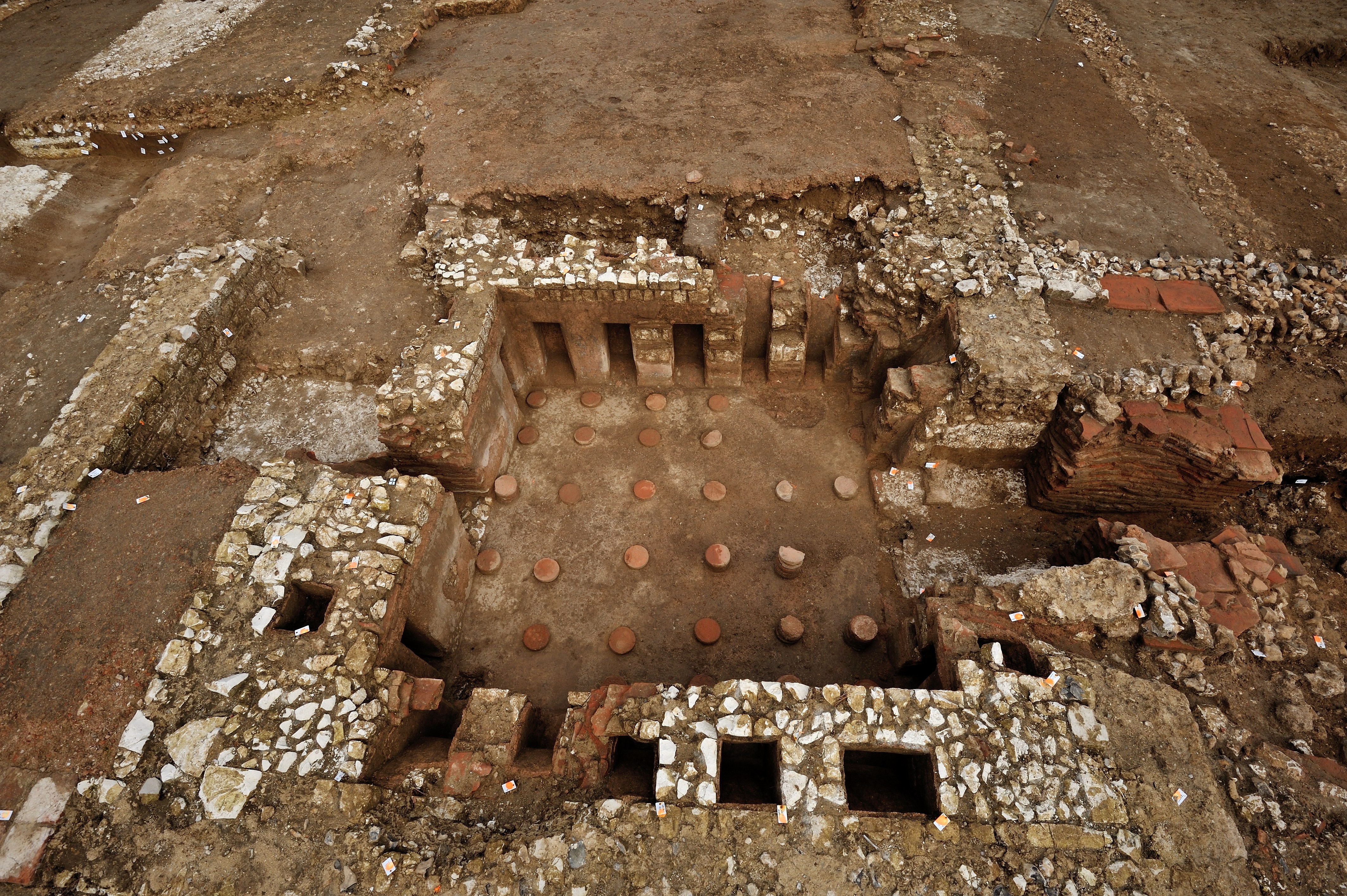 Vue vers le nord-est des hypocaustes de la seconde section thermale